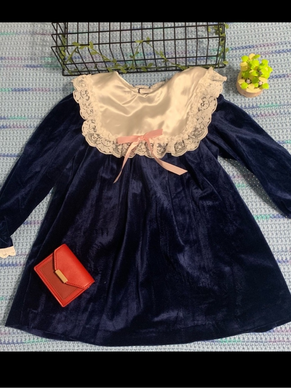 Girls velvet Dress in navy blue